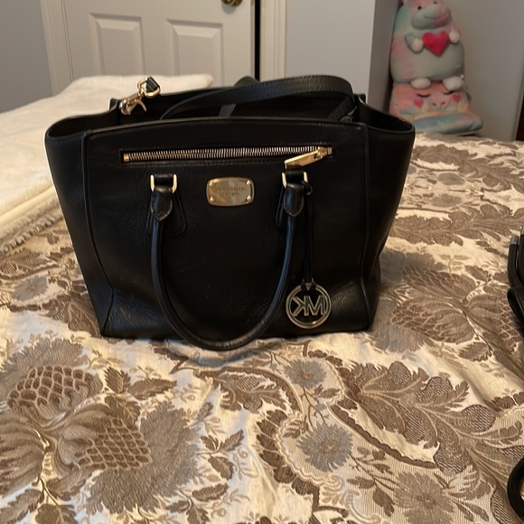 Michael Kors Purse - Picture 5 of 6